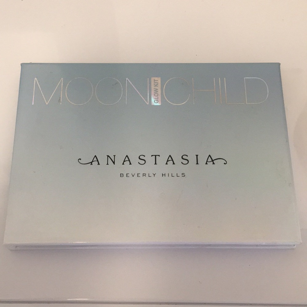 Anastasia Beverly Hills Moonchild Palette